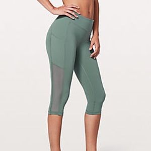 Lululemon Speed Up Crop *Mesh 21"